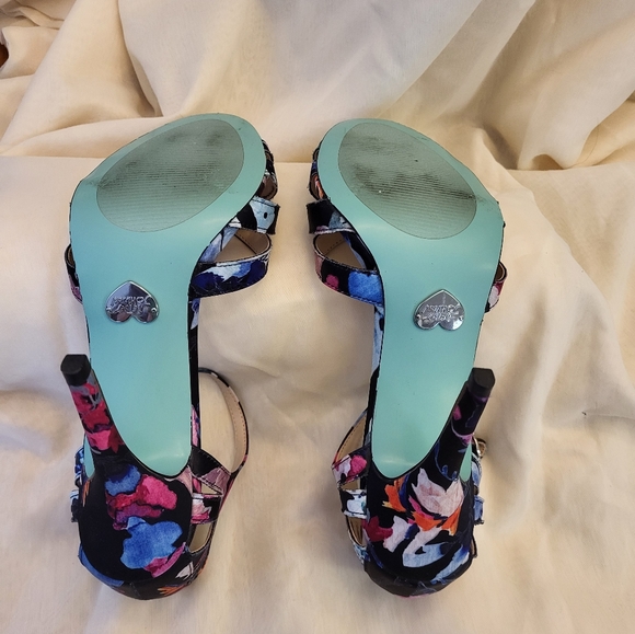 Blue by Betsy Johnson T-Straps - Picture 6 of 7